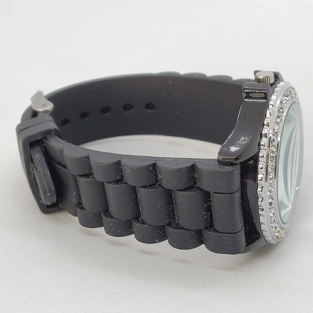 Women's Watch 38MM Black Dial Black Plastic‎ Bands Crystal Bezel New Battery